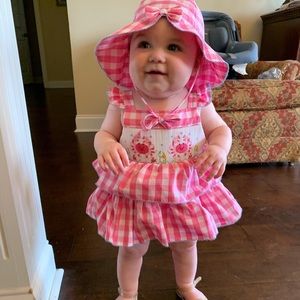 Adorable smocked bubble with sun hat